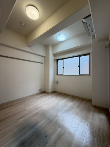 エンプレス上本町の寝室