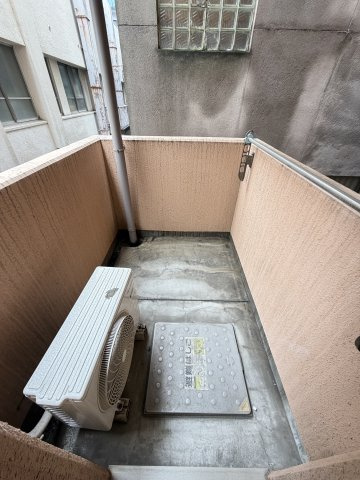 エンプレス上本町のバルコニー