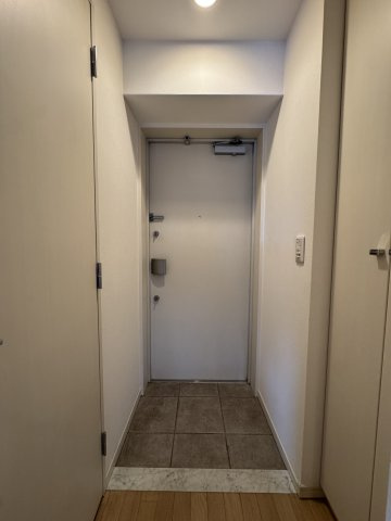 グレンパーク兵庫駅前の玄関