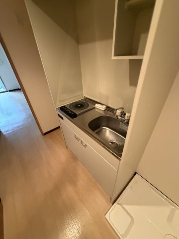 ベルトピア門口のキッチン