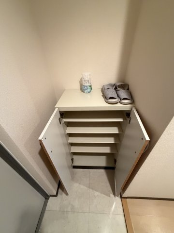 ベルトピア門口の収納