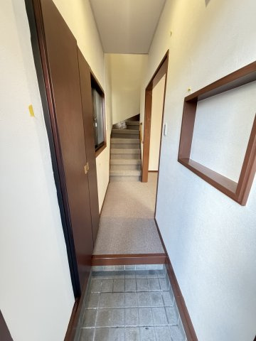 友田町3丁目テラスの玄関