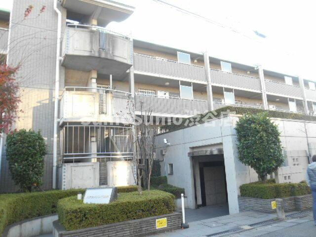 ステラメゾン下北沢の外観