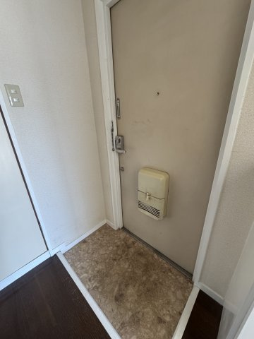 サニーサイドの玄関