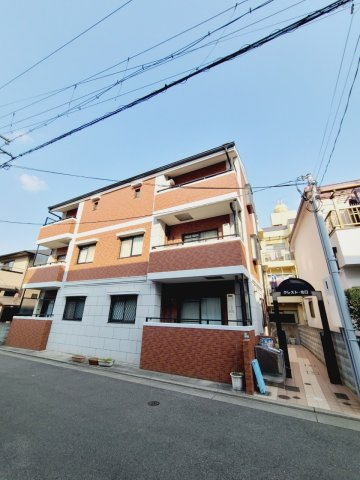 クレスト北口の外観