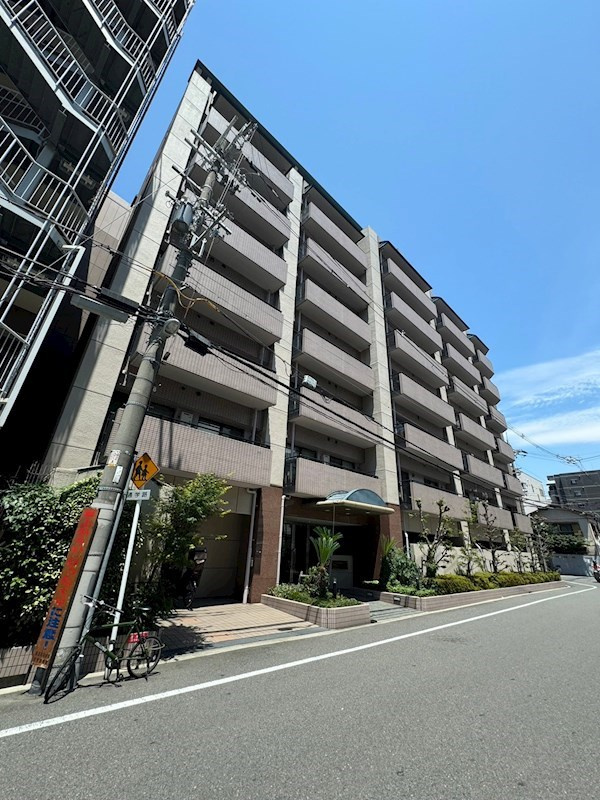 レヴェあけぼの荘の外観