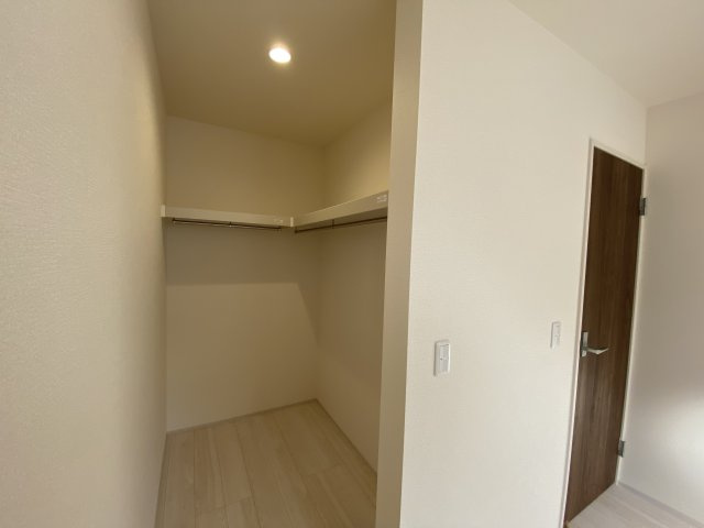 【いわき市常磐下船尾1期／全3棟　2号棟】　オール電化のデザイナーズ新築建売住宅♪♪の玄関|同施工　十分な収納スペースがあります