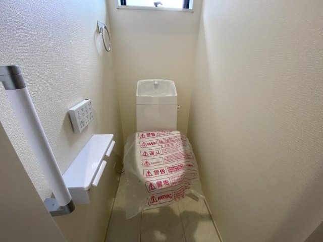 【いわき市平城東１丁目／8号棟】　いわき駅まで徒歩12分！のトイレ|同施工　清潔感のあるトイレです