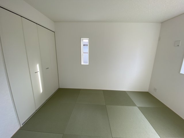 【いわき市好間町上好間第5／全3棟　1号棟】　◆子供が学校に上がる前にマイホームが欲しいあなたへ♪の和室|同施工　■□■和室の写真です■□■　
ご家族のお昼寝スペースとしても活躍しそうです。