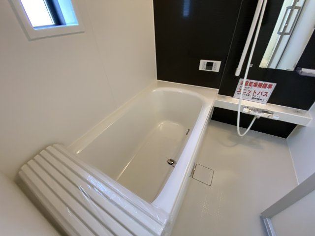 【いわき市好間町上好間第5／全3棟　1号棟】　◆子供が学校に上がる前にマイホームが欲しいあなたへ♪の浴室|同施工　■□■洗面所の写真です■□■　使い勝手の良い洗面台は、奥様の身支度の時間も楽しくなりそうですね。