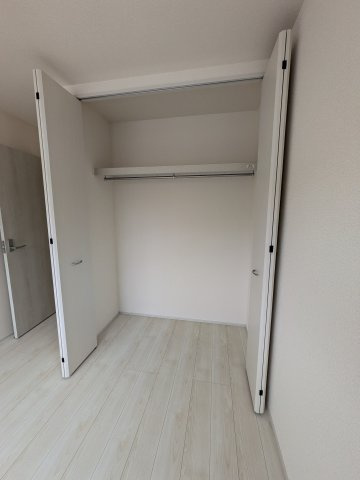 【自由ヶ丘4期／1号棟】　いわき駅まで徒歩20分　セブンイレブンまで徒歩4分の収納|収納スペース豊富です