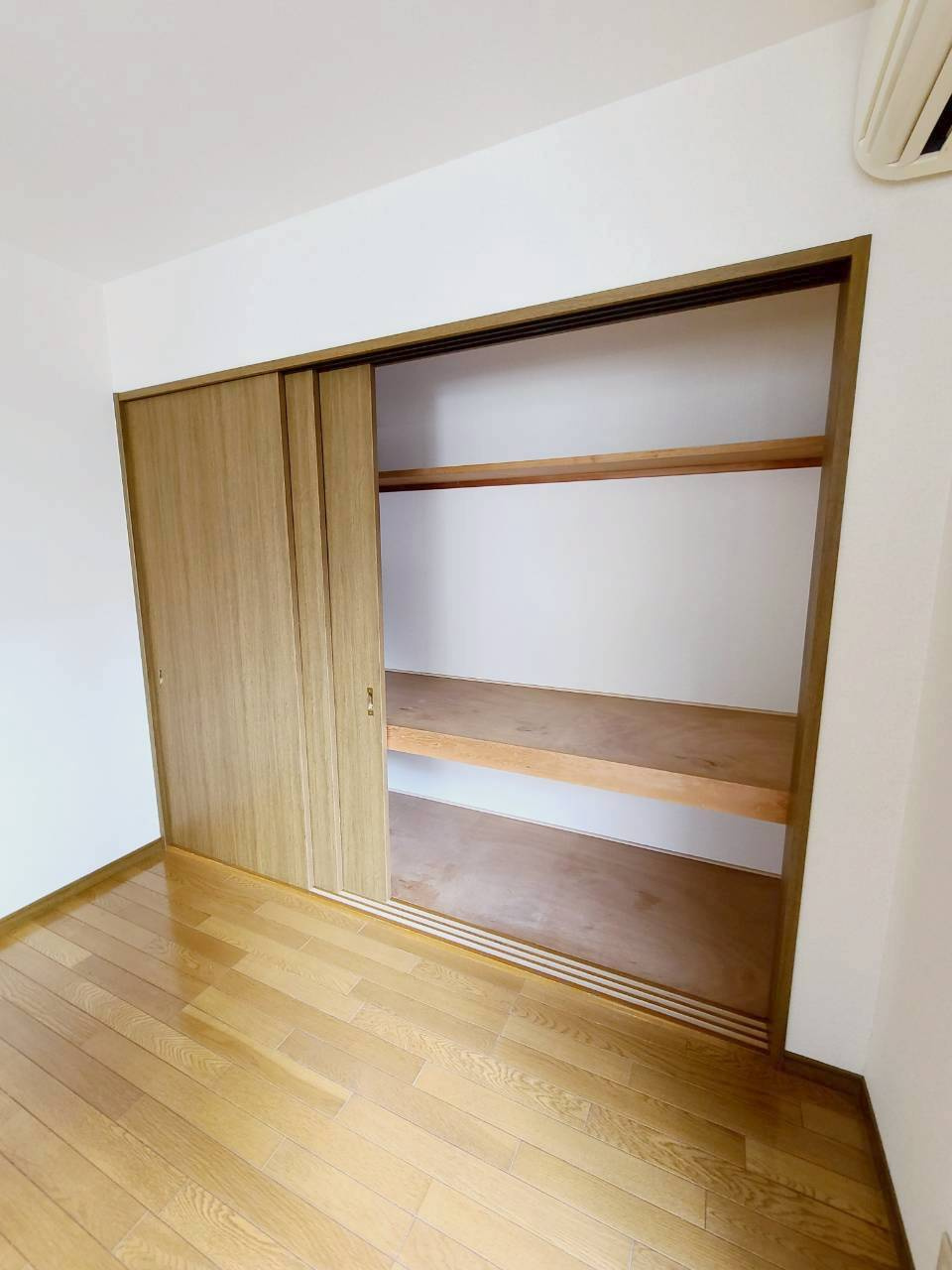カーサ仁川の収納