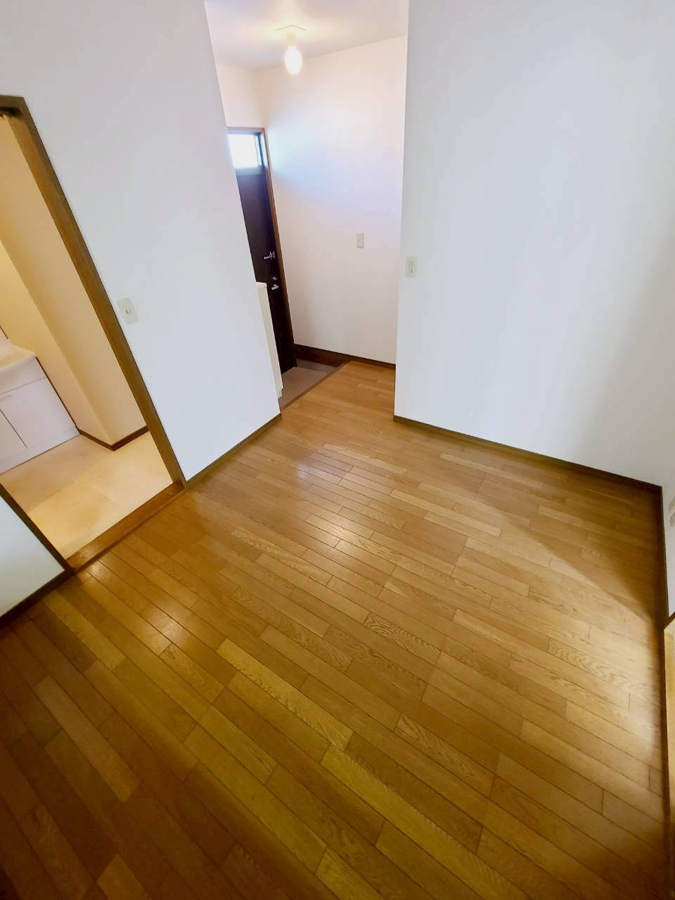 カーサ仁川の居間・リビング