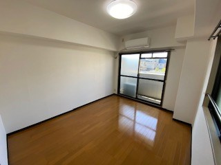 エステムコート芦屋西の居間・リビング