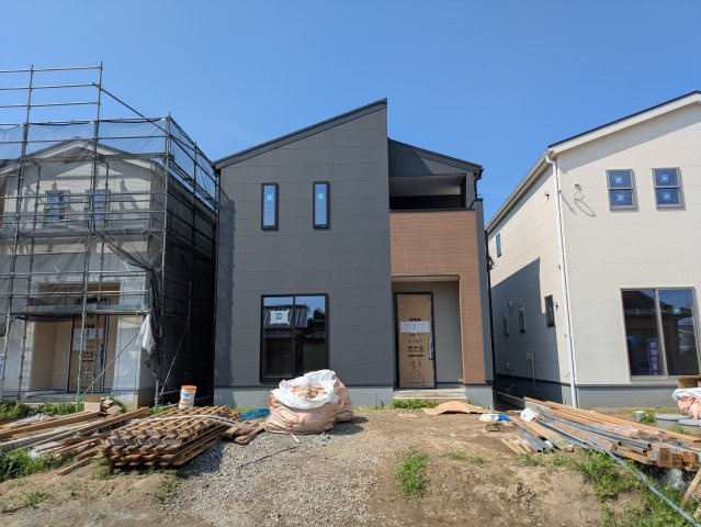 【いわき市錦町江栗1丁目／全5棟／2号棟】　〇開放感のある20帖LDK♪ 