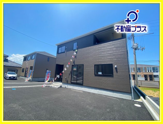7/27価格変更【小名浜下神白第3／全2棟・2号棟】　本日内覧可能です♪♪の前面道路含む現地写真|◆外観の写真です◆　
過ごす時間が長いからこそ家族との繋がりが感じられるお家！　にぎやかな声で日々の会話も弾む楽しい空間となります。家に帰宅するのがより一層楽しみになりますね♪
