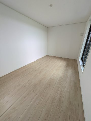 いわき市小名浜住吉　小名浜三小　 ご案内も即日ご対応可能☆の洋室|■居室の写真です■□■　
使い勝手の良い間取りなので、ご家族の状況の変化にも耐えられますね。