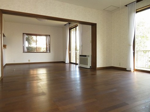 【居間・リビング】 | 伊豆急伊豆高原　戸建