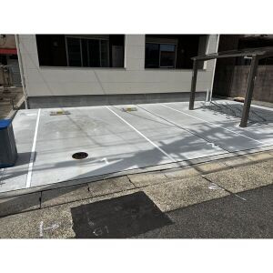 ジーメゾン味鋺エアリーの駐車場