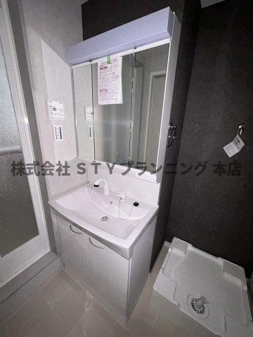 仲介手数料0円！Cedre中村公園の独立洗面台