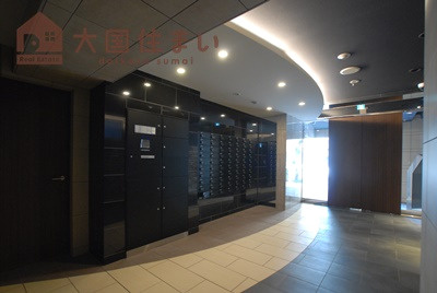 【エントランス】 | ラシュレエグゼ難波南