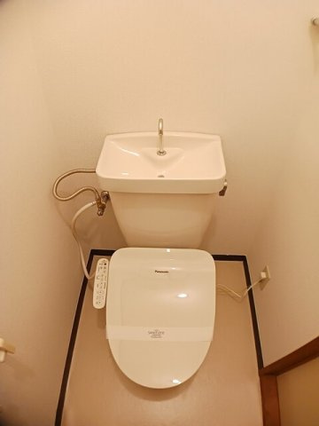 【トイレ】 | アップルⅡ | トイレです