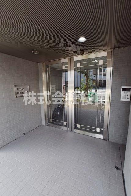 宮元町齋藤ビルⅡのエントランス