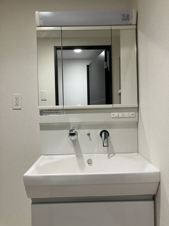 エルヴィータ駅南　春住小学校区の洗面所|エルヴィータ駅南