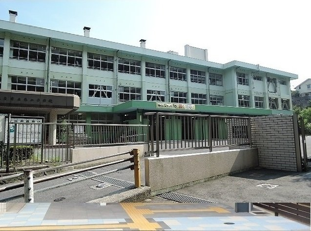 モデッサ　Ⅱ番館の周辺|亀山中学校まで2800m