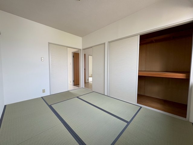 パークハイツC棟の和室