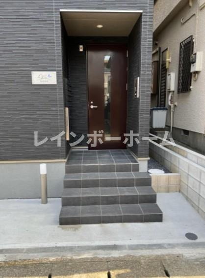 リーブルファイン船橋栄町のエントランス