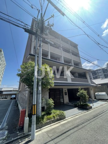 プレサンス京都五条天使突抜の外観