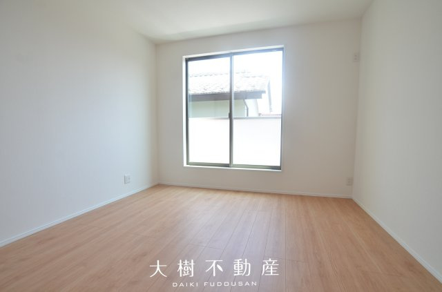 【洋室】 | 座間市栗原中央1丁目　新築戸建て　全2棟【仲介手数料無料】 | 2階　洋室1（6.5帖）
