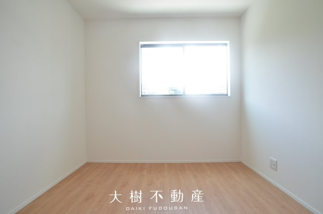 【洋室】 | 座間市栗原中央1丁目　新築戸建て　全2棟【仲介手数料無料】 | 2階　洋室4（5.5帖）