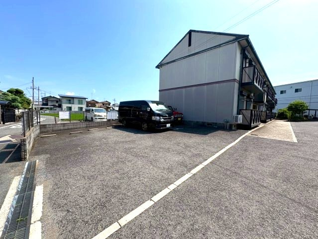 パークハイツC棟の駐車場