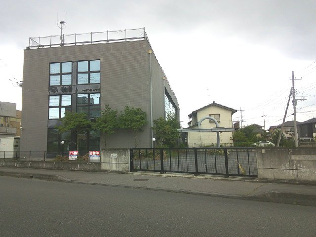 筑西市下岡崎２丁目の倉庫