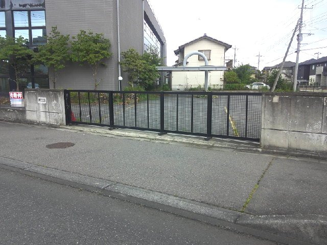 筑西市下岡崎２丁目の倉庫