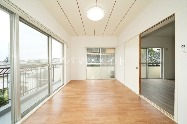 【寝室】 | クラックスハイム第３戸塚 | 開放的な寝室です