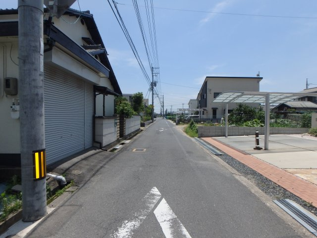 鶴新田売地（解体更地でのお渡しです）の前面道路含む現地写真