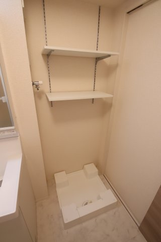 【設備】 | カンフリエイースト | 室内洗濯機置場