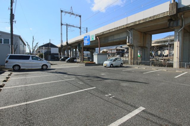 レオパレス比叡のその他|駐車場も完備♪（有料で契約が必要です。）
