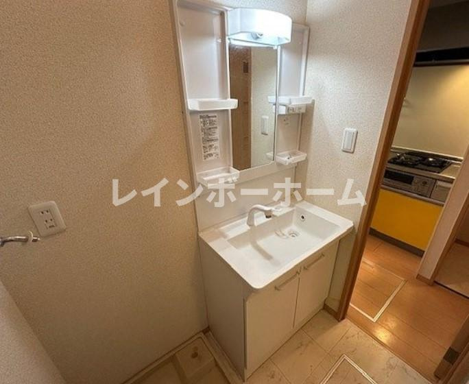 パレルモの独立洗面台