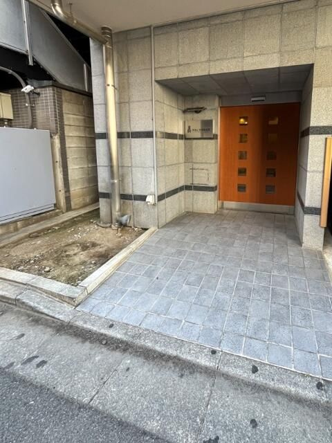 ウィルテラス東上野のエントランス