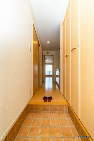 プチメゾン泉の玄関|玄関