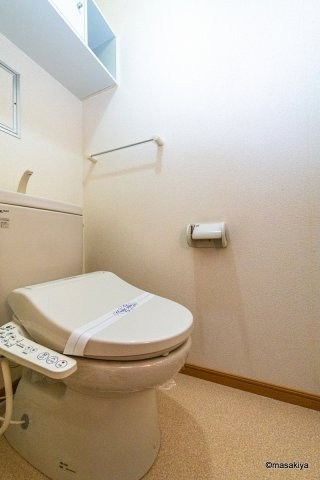 セレーノのトイレ|トイレ　ウォシュレット付き。