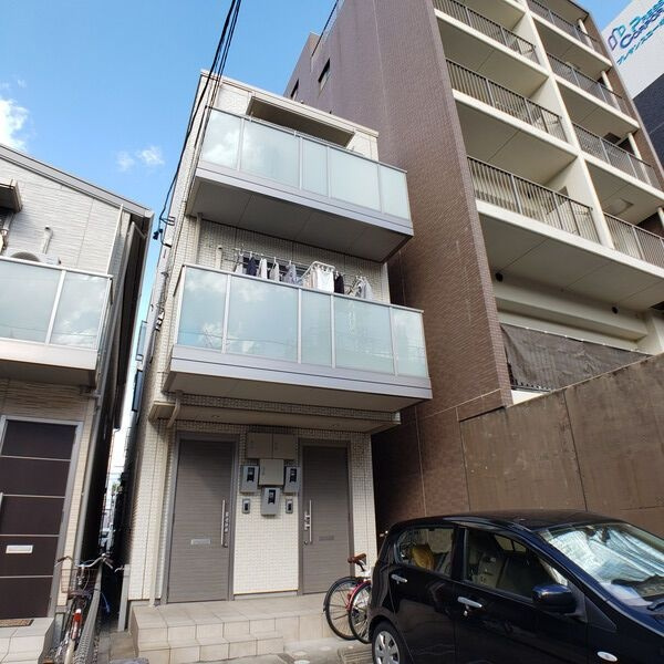 ヴァリアシオンの外観