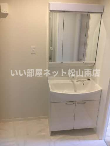 【洗面所】 | 桜ガーデン空港通