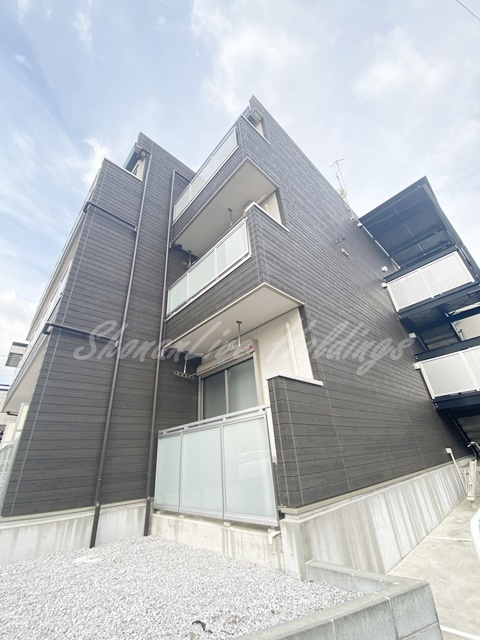 平塚市桃浜町の賃貸マンションの外観