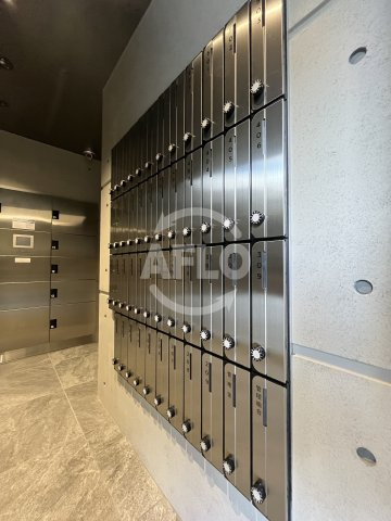 エスレジデンス大和田アラインの内装|S-RESIDENCE大和田aline　メールボックス