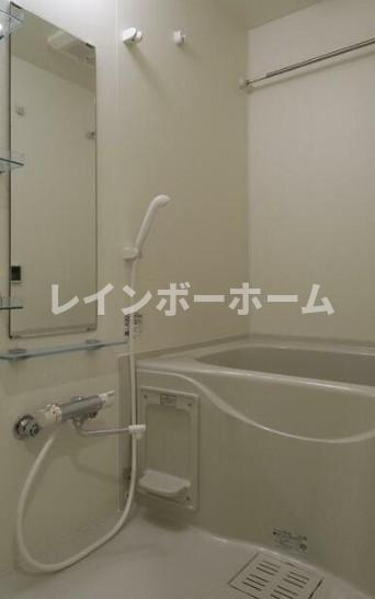 セレリーオ・ニッコーの浴室